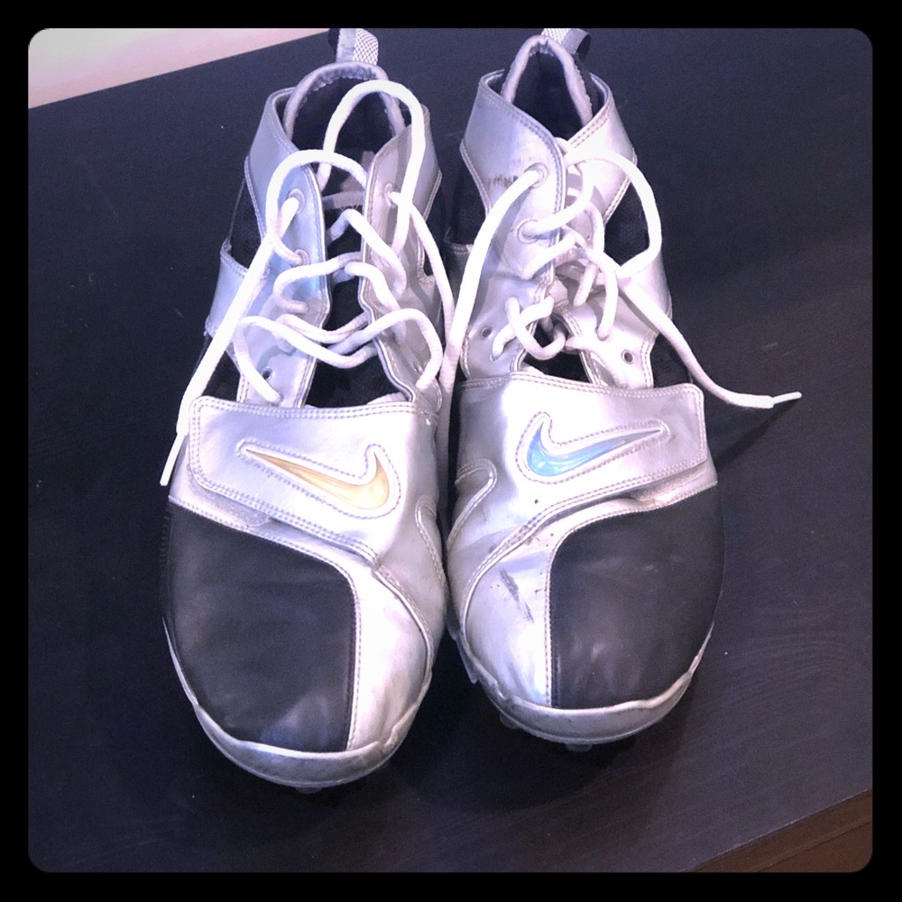 Nike cleats (lacrosse)